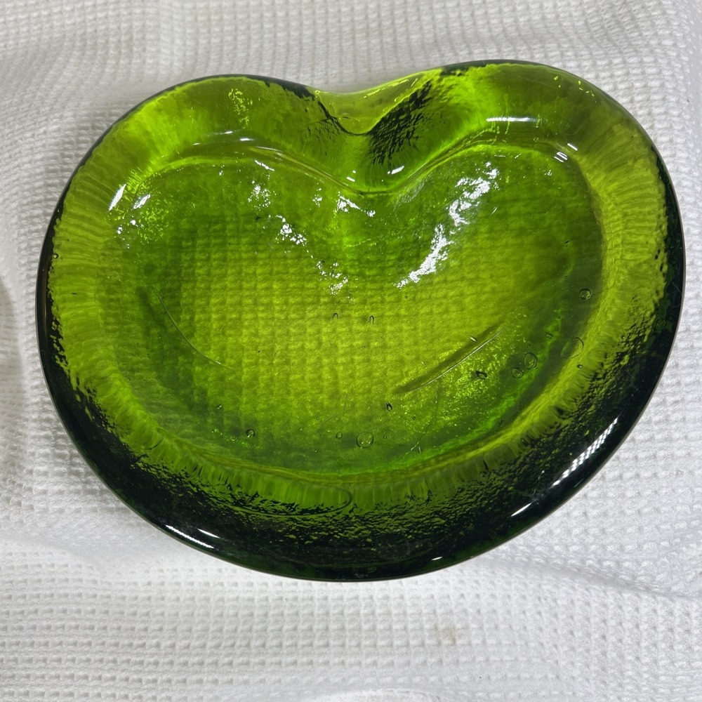 Vtg Blenko #966 Amoeba Free Form Heart Shaped Olive Green Ashtray Dish